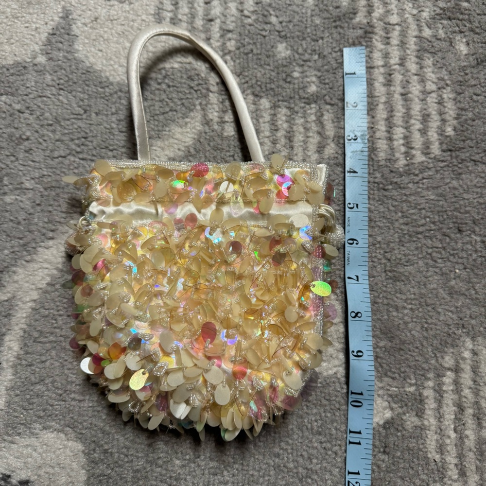 Jessica McClintock Satin Lined Beaded Sequin Yellow Ivory Drawstring Mini Bag - Picture 6 of 8